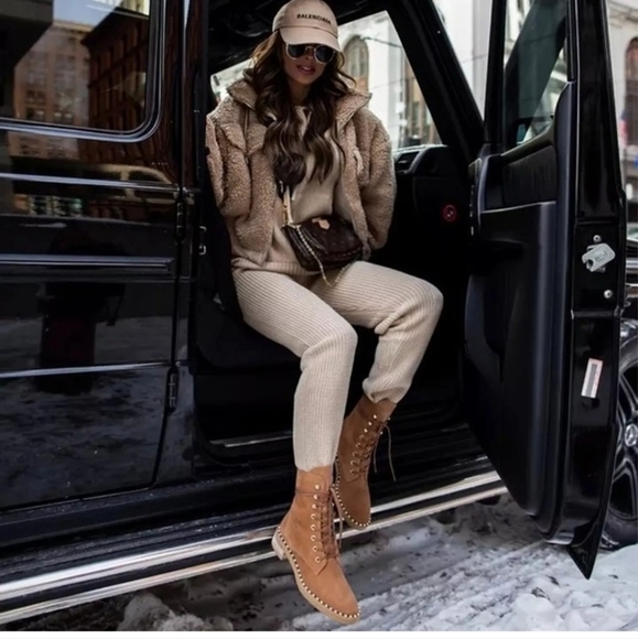 NEW STUART WEITZMAN SONDRA ANKLE BOOT IN TAN 🤎 SIZE 5  $782 - Picture 14 of 15